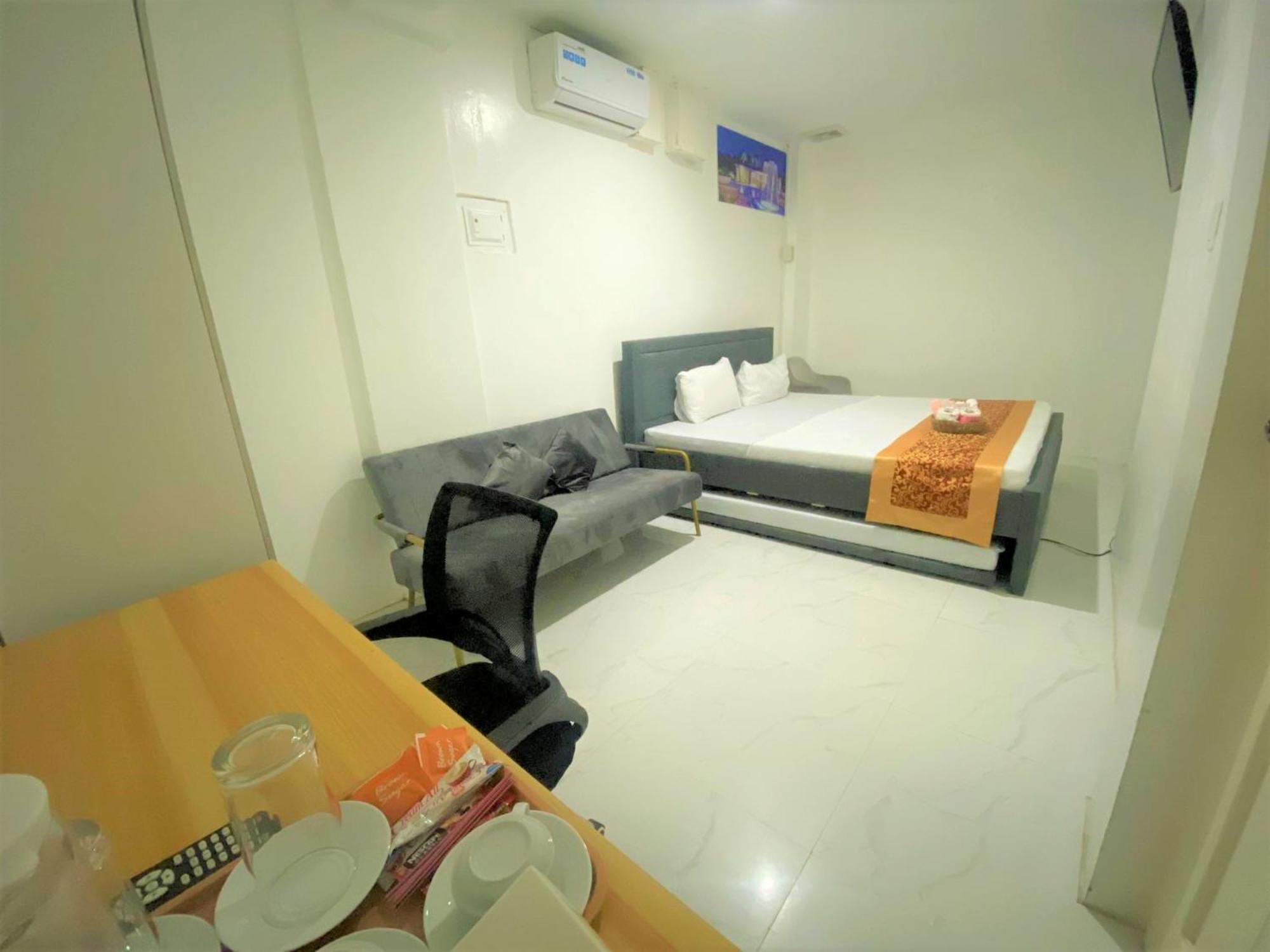 Legends Hotel Lemery Buitenkant foto