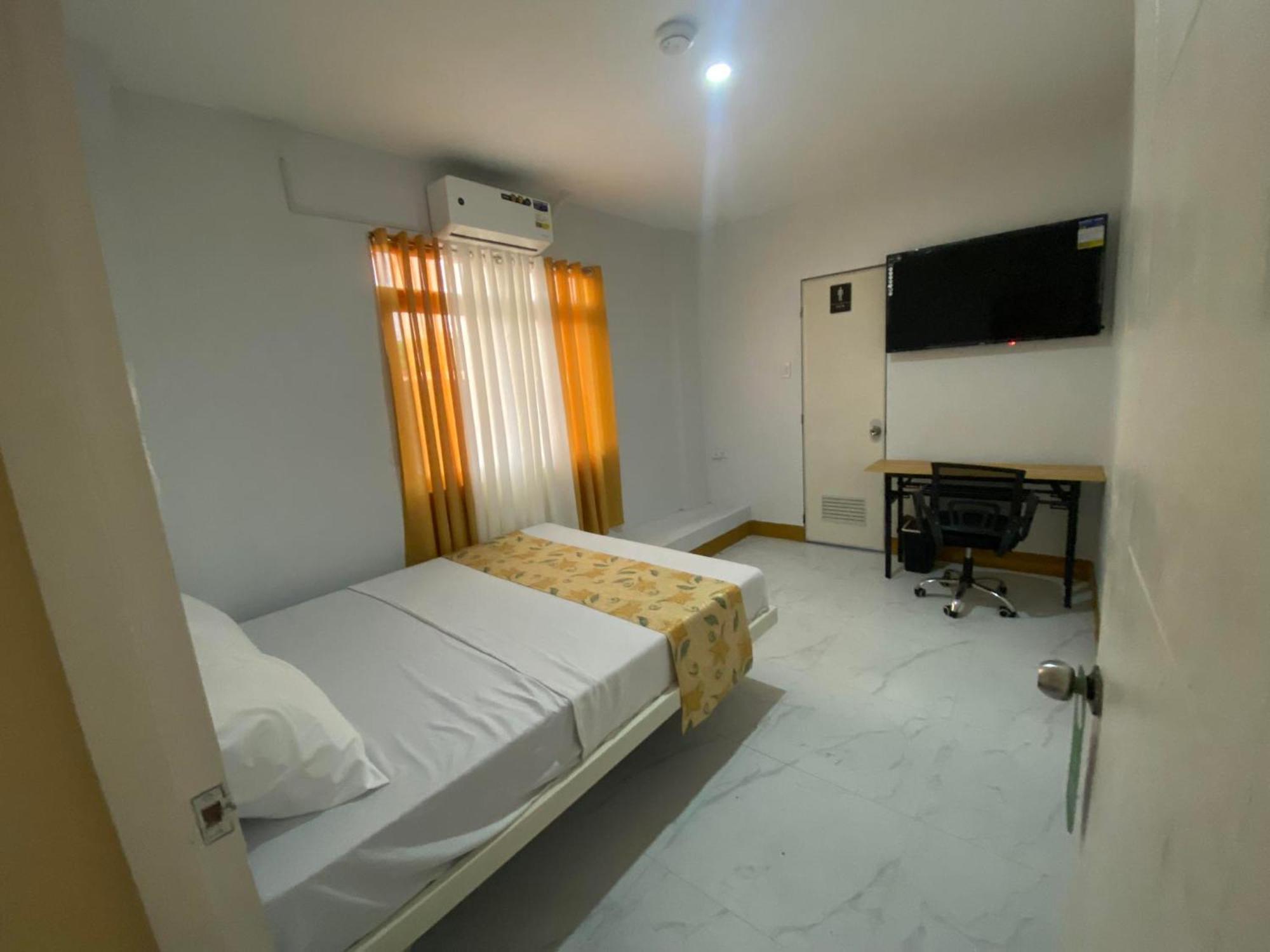 Legends Hotel Lemery Buitenkant foto